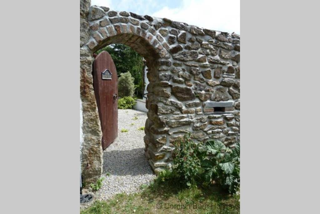 The Snug At Cornish Barn Holidays Truro Eksteriør billede