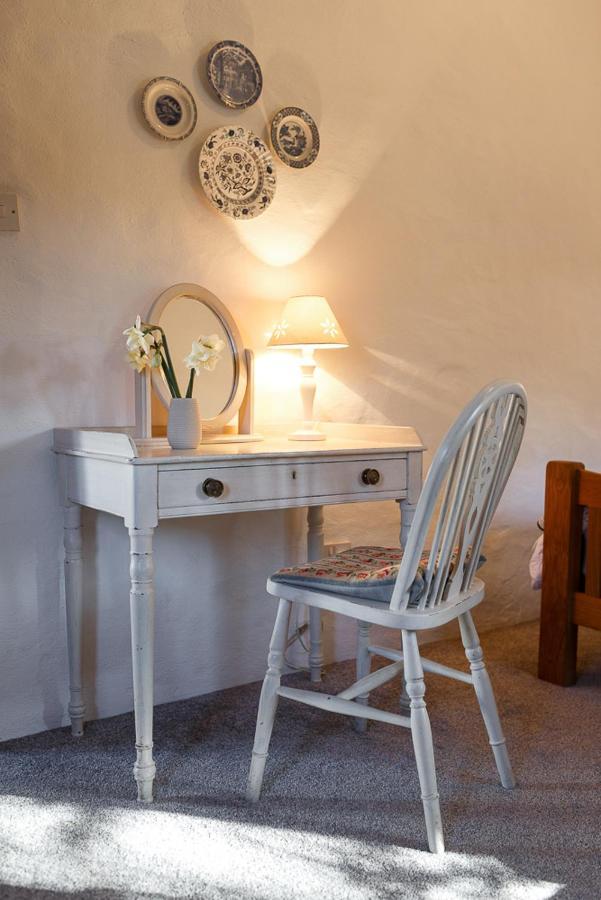 The Snug At Cornish Barn Holidays Truro Eksteriør billede
