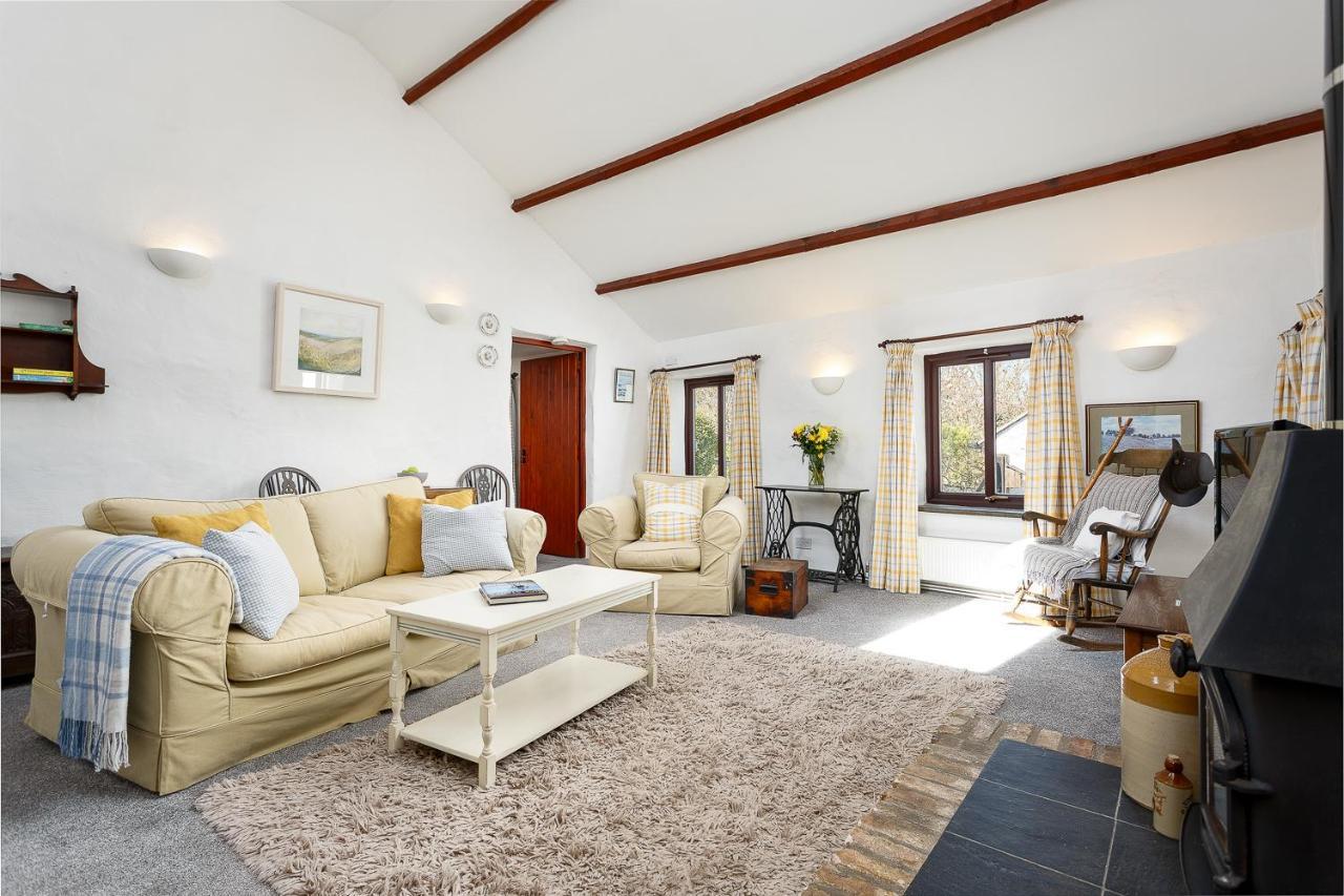 The Snug At Cornish Barn Holidays Truro Eksteriør billede