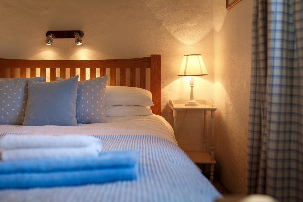 The Snug At Cornish Barn Holidays Truro Eksteriør billede